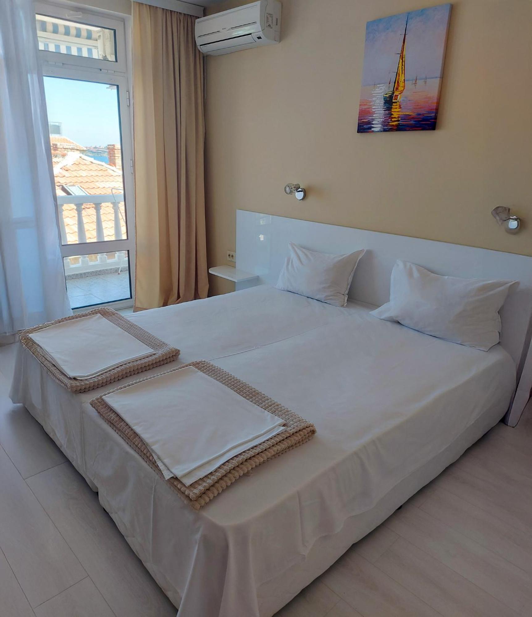 Exotic Guest House Sozopol Buitenkant foto